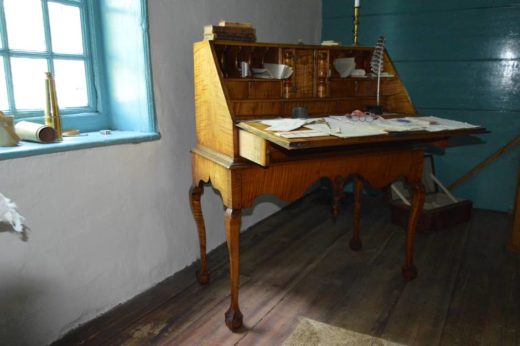 Desk