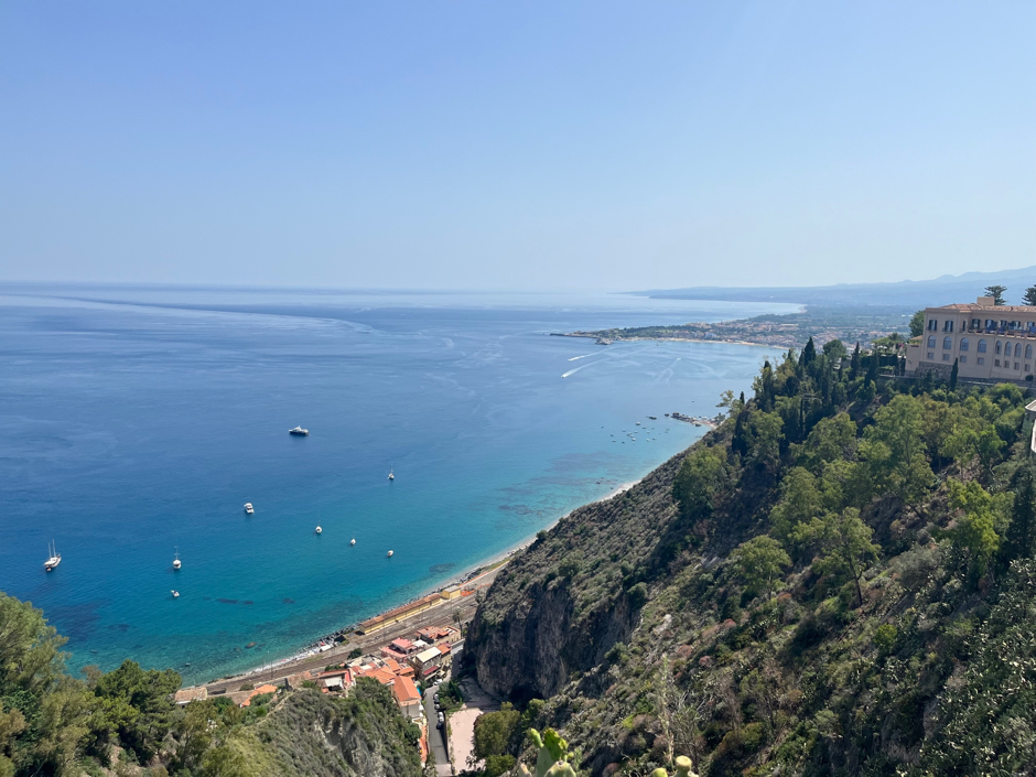 travel from taormina to naples